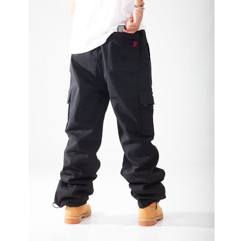 Choosing Loose Cargo Jeans